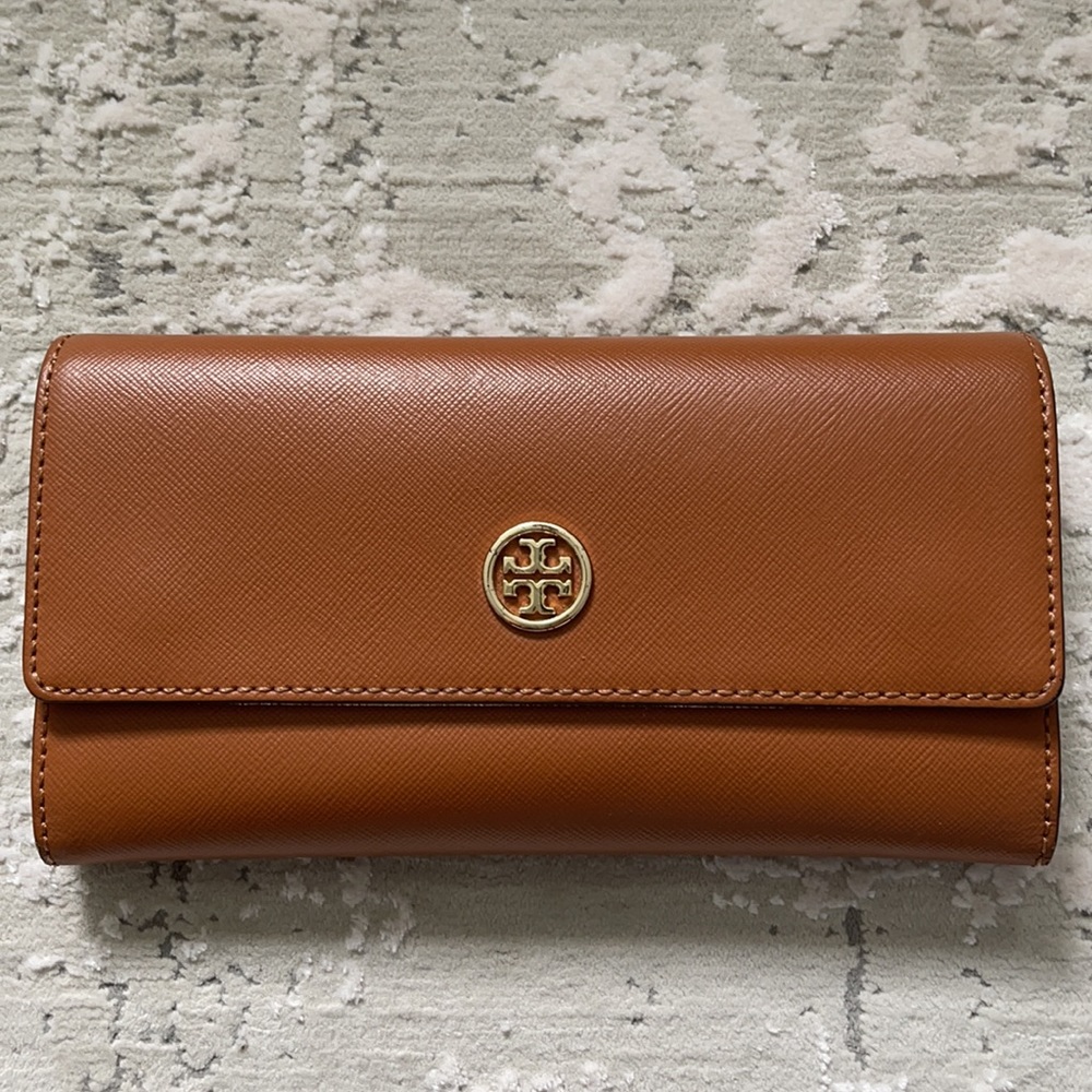 Tory Burch Robinson Envelope Wallet